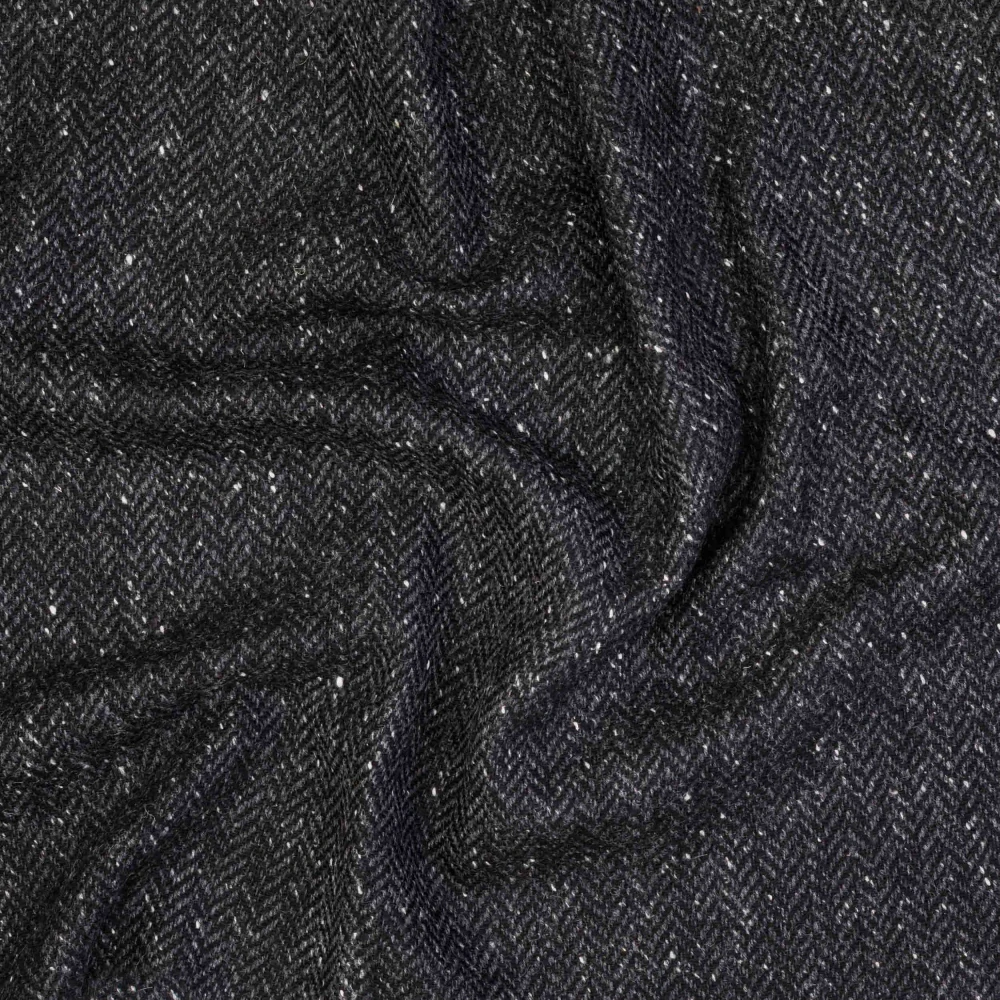 Vlněná látka metráž š. 150 cm - Grey Black Donegal Herringbone