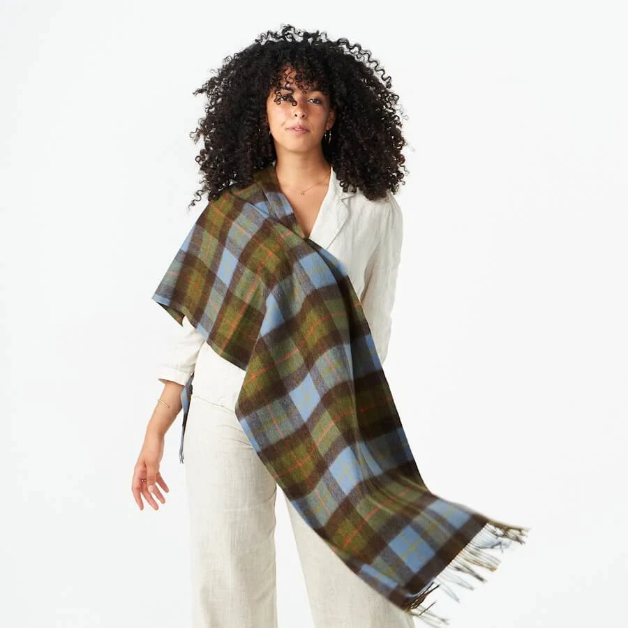 Šála z jehněčí vlny Gunn Tartan široká 180x50 cm - Islander