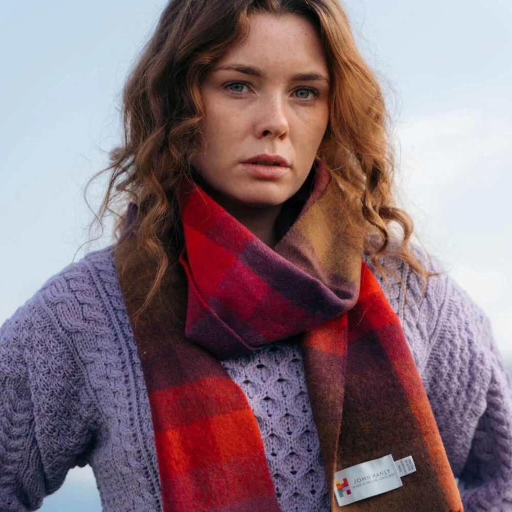 Šála z jehněčí vlny Brown Red Purple Block Check 200x24 cm John Hanly