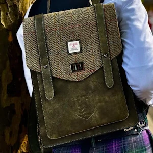 Batoh The Carloway Chestnut Herringbone - Islander