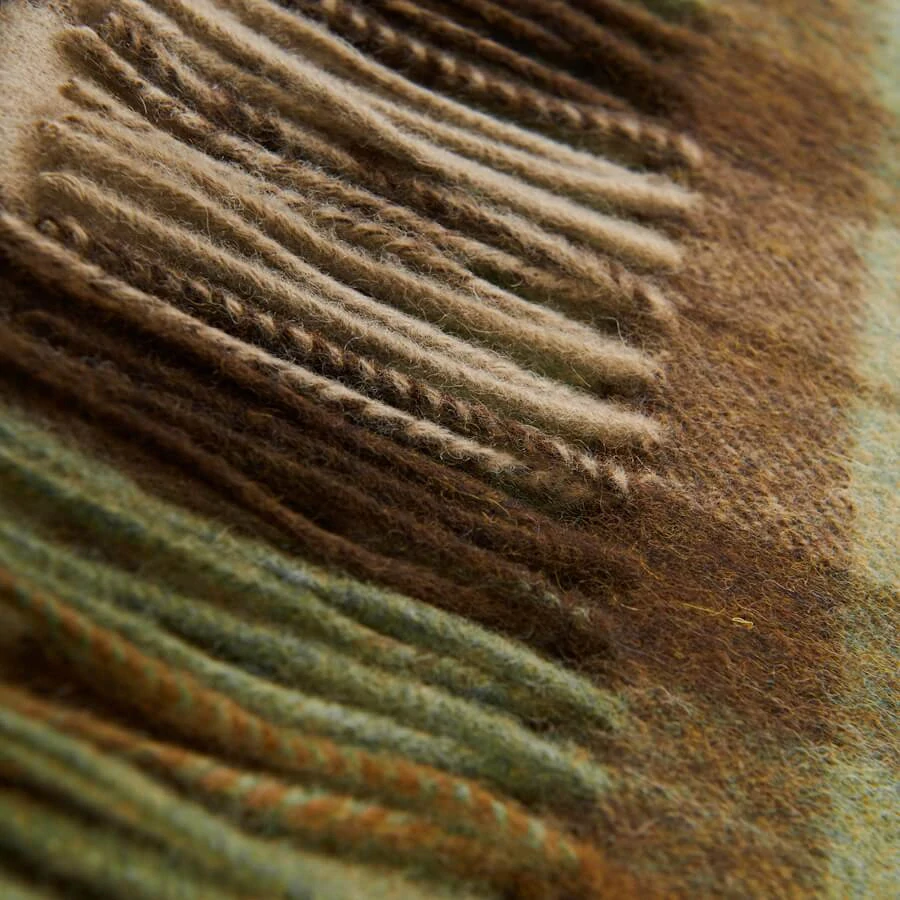 Šála z jehněčí vlny Chestnut Tartan krátká 150x27 cm - Islander