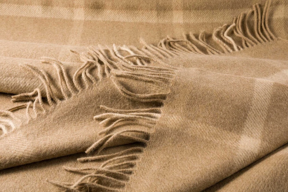 Deka Supersoft vlna / Caregora Angora Camel Cream Windowpane Check 190 x 136cm - John Hanly