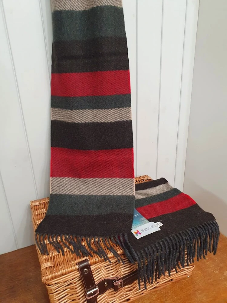 Šála z vlny a kašmíru Red & Grey Mix Stripes 200x24 cm John Hanly