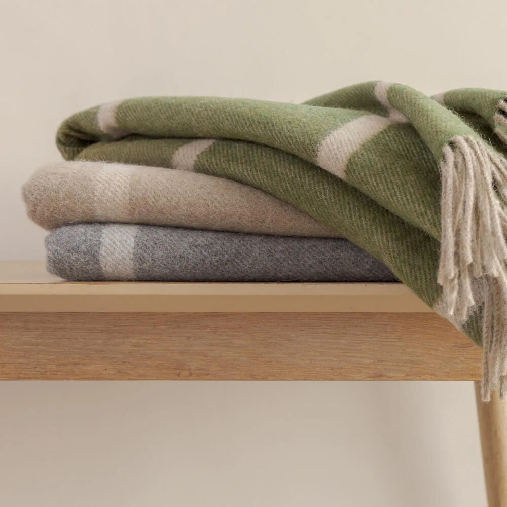 Deka Supersoft vlna / Caregora Angora Camel Cream Windowpane Check 190 x 136cm - John Hanly