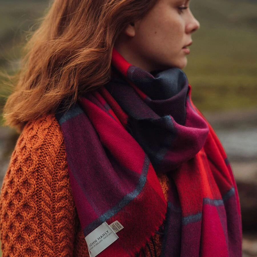 Pashmina / wrap z jemné Merino vlny Navy Red Purple Block 200x76 cm - John Hanly