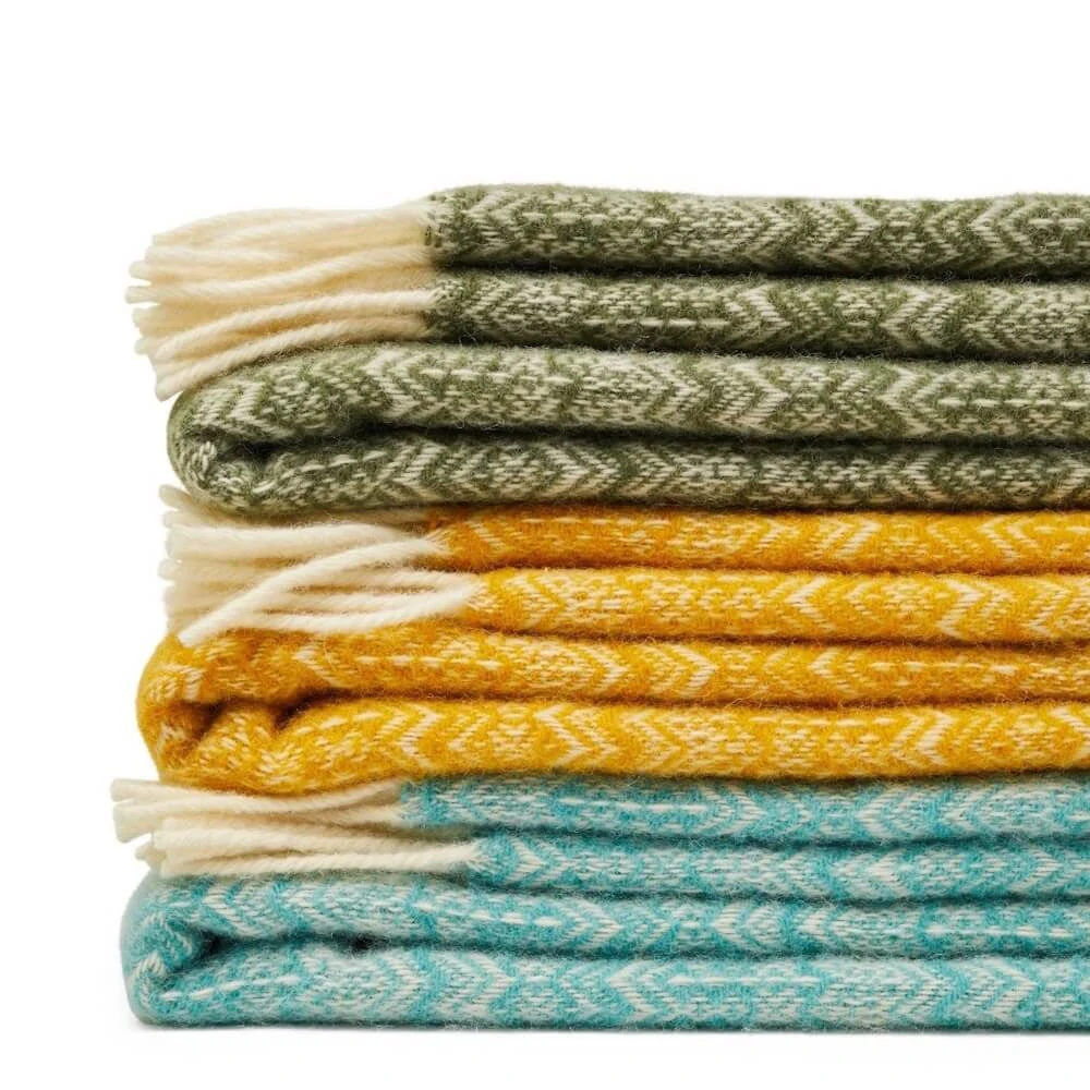 Vlněná deka Fair Isle Sage 200 x 150 cm Tweedmill