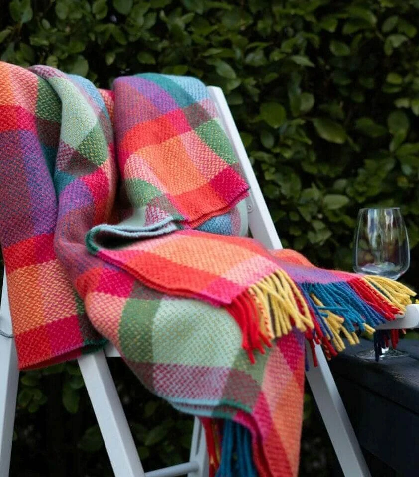 Deka Merino vlna / kašmír Bright Yellow, Pink and Green Check 180 x 136 cm John Hanly