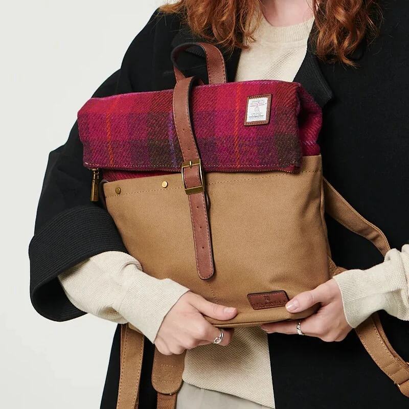 Batoh The Canvas Fuchsia Tartan - Islander