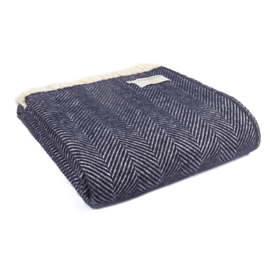Vlněná deka Fishbone Navy 183 x 150 cm Tweedmill