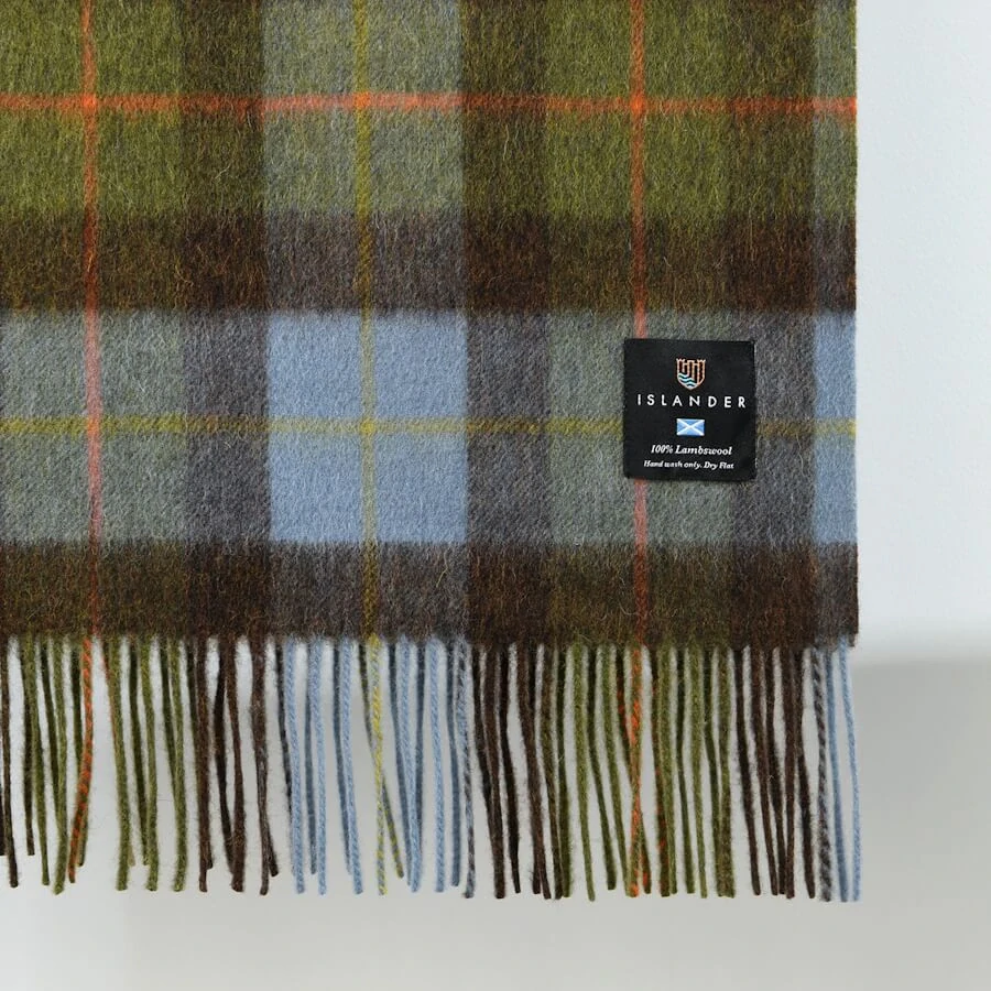 Šála z jehněčí vlny Gunn Tartan široká 180x50 cm - Islander