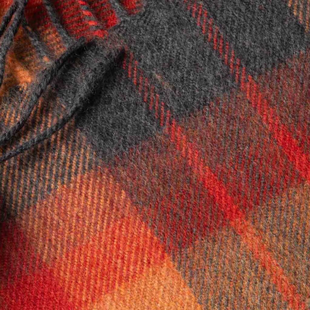 Šála z Merino vlny Orange Charcoal Plaid 180x30 cm John Hanly