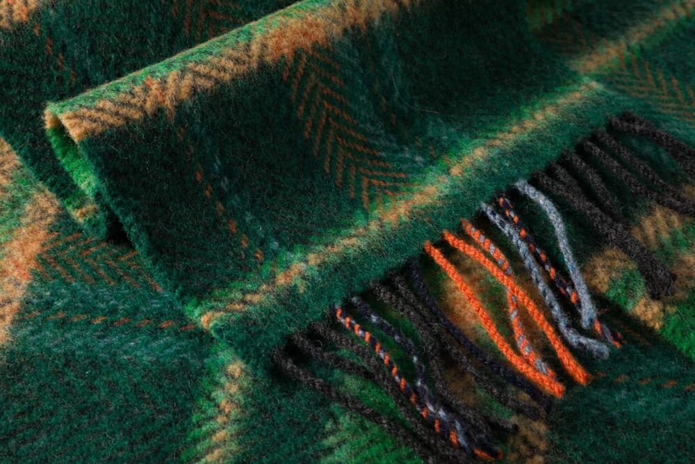 Šála z merino vlny a kašmíru Green Beige Check 200x24 cm John Hanly
