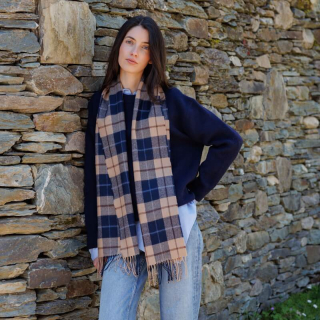 Šála z Merino vlny Navy Beige Brown Check 180x30 cm John Hanly